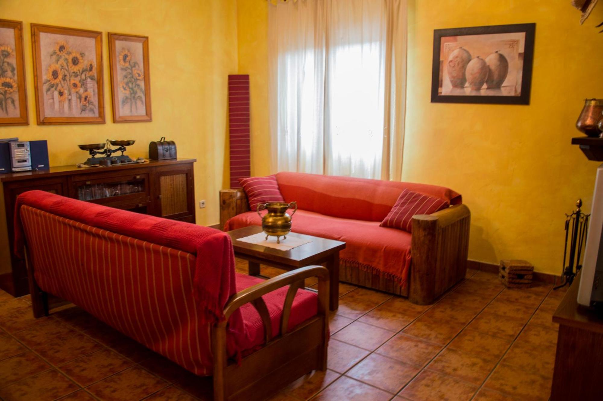 Apartamentos Rurales Alvado Tamajon Exterior photo