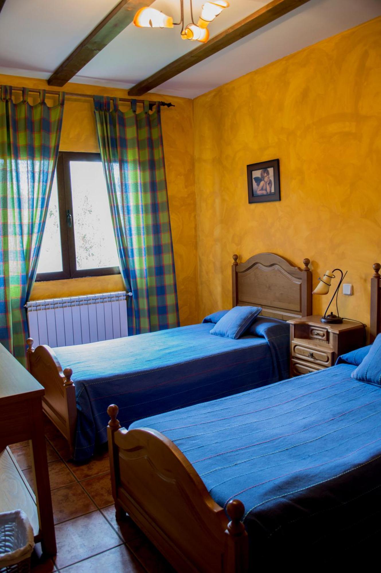 Apartamentos Rurales Alvado Tamajon Exterior photo