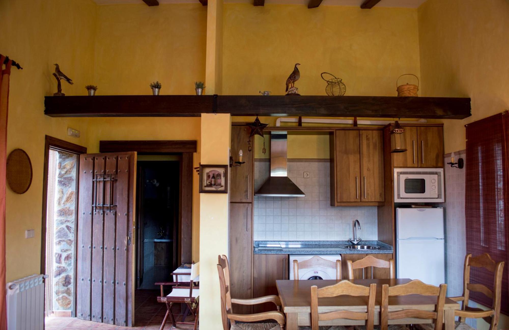Apartamentos Rurales Alvado Tamajon Exterior photo